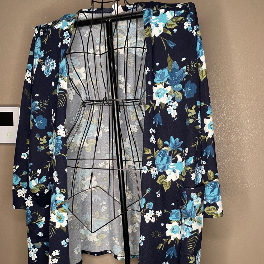 XL Lularoe Caroline